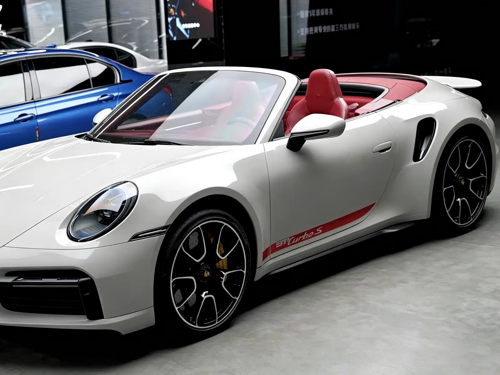 Фото 4 - Porsche 911