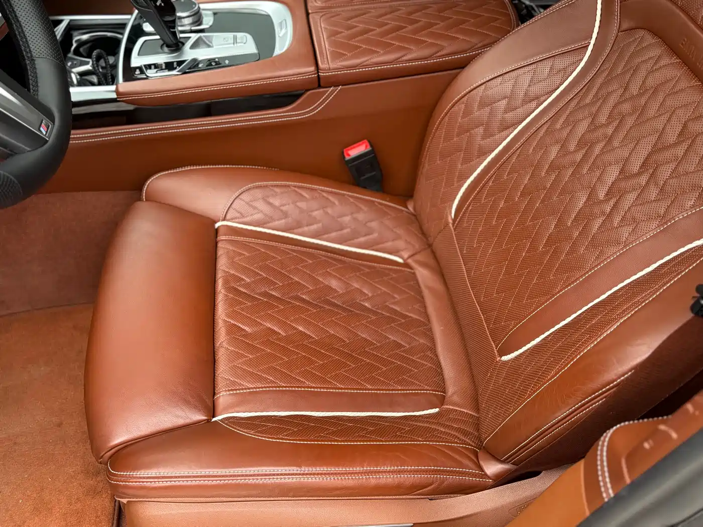 BMW 7 Series 2021 Model 740Li xDrive Executive M Sport Package фото 15