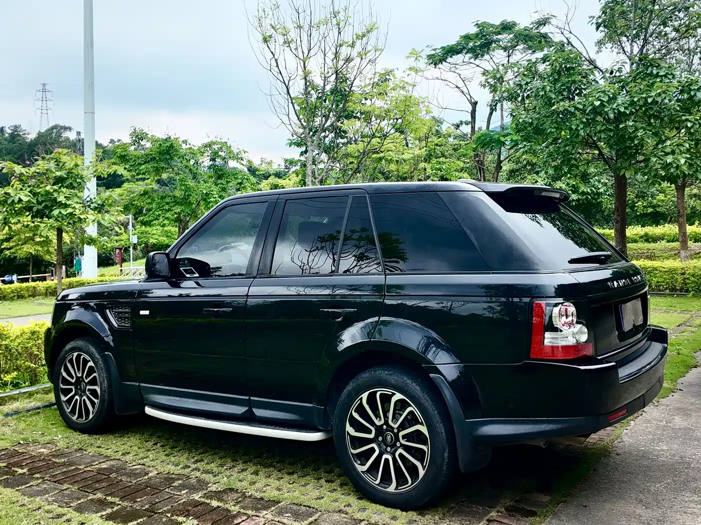 Land Rover Range Rover Sport 2011 2011 5.0 NA V8 HSE