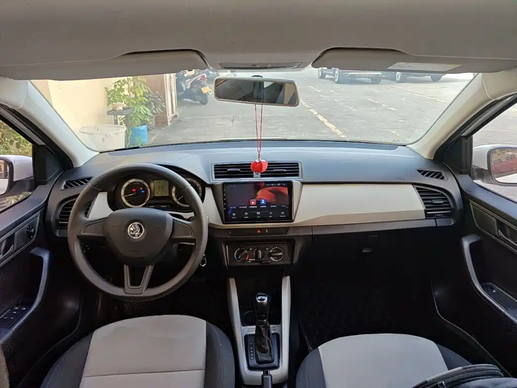 Photo 10 - Škoda Fabia