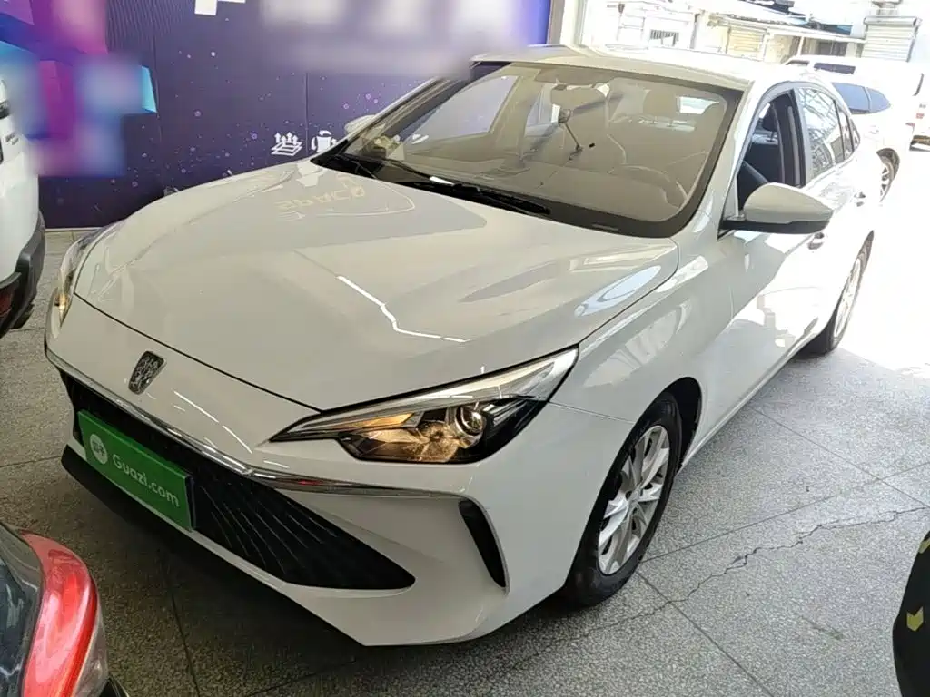 Roewe i5 2023 1.5L CVT Luxury Edition