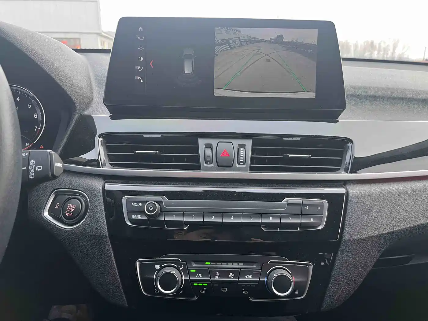 BMW X1 2022 sDrive20Li Fashion фото 14