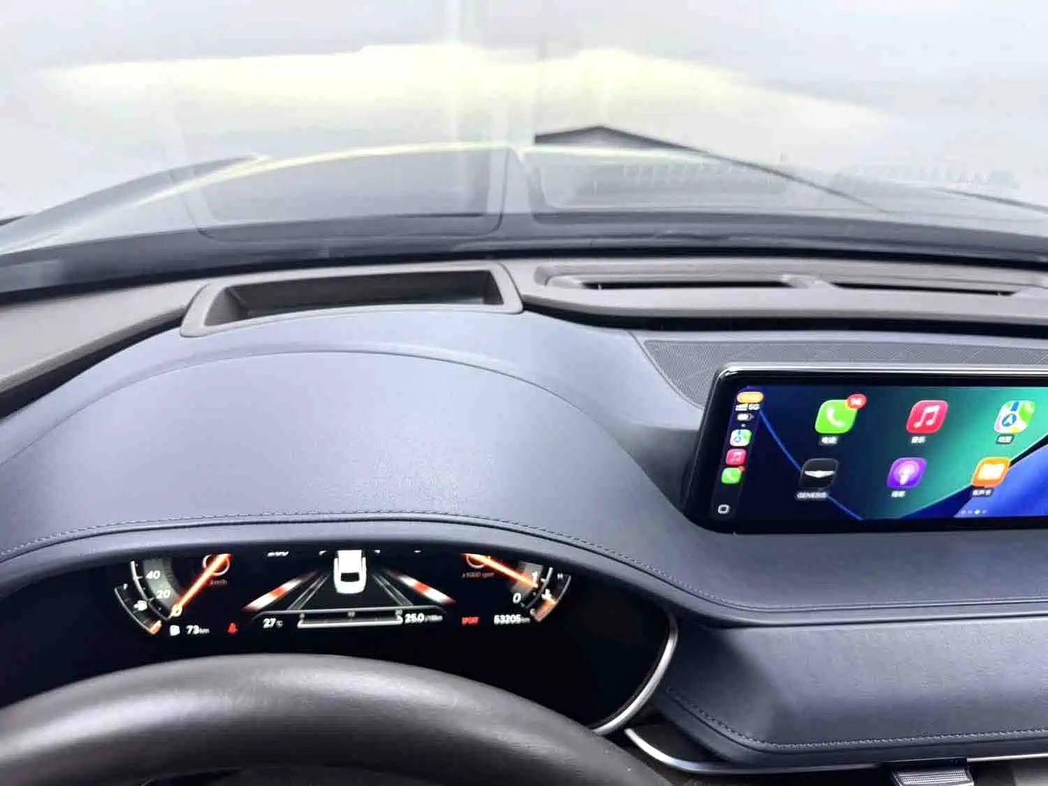 Photo 5 - Genesis G80
