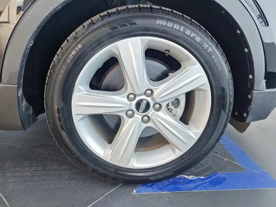 Фото 6 - Lincoln MKC
