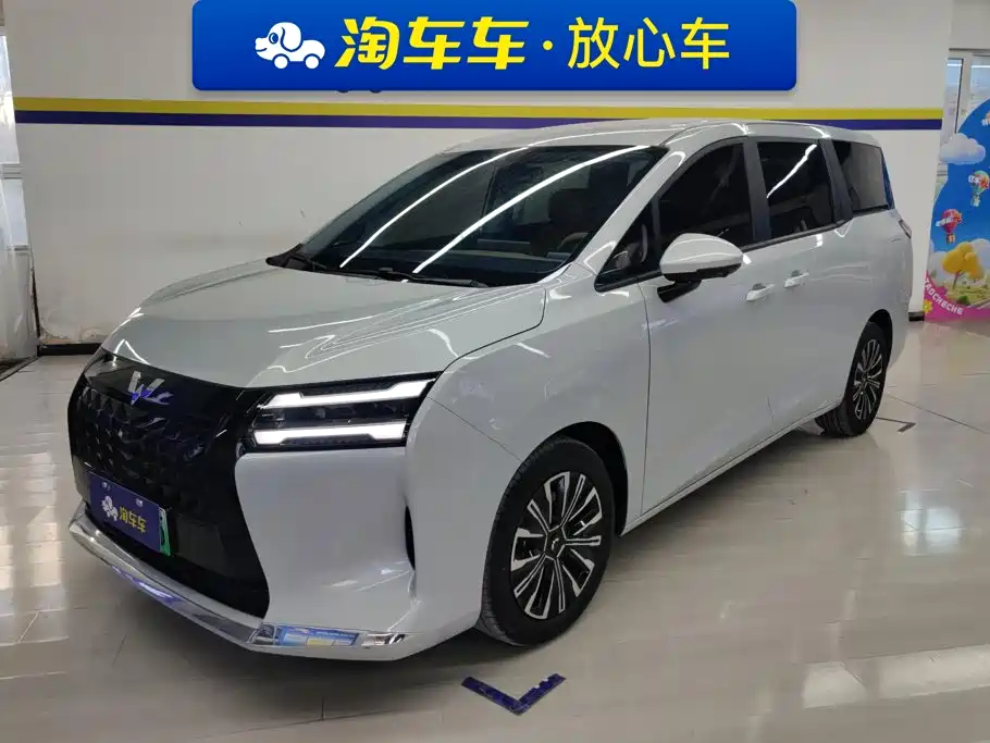 Wuling Motors Xingguang 730 New Energy 2025 2025 Model Plug-in Hybrid Base Version