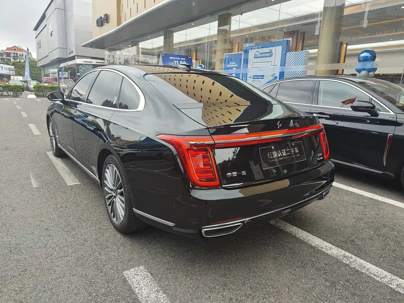 Hongqi H9 2020 2.0T Smart Connection Qi Chang Edition фото 6