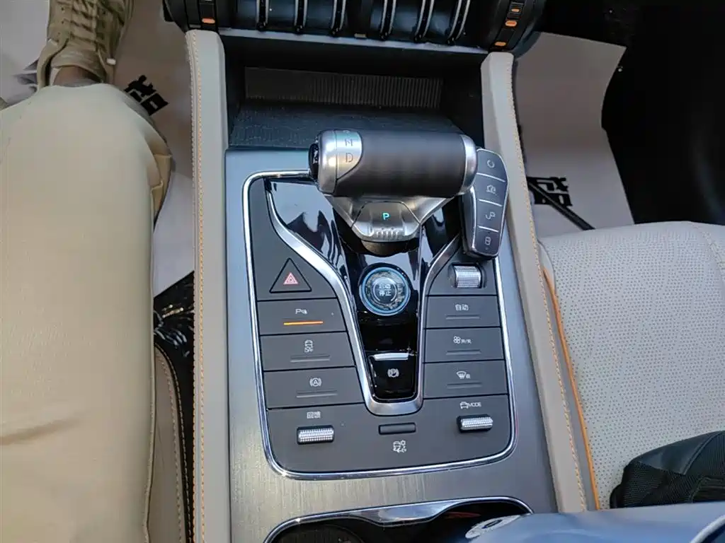 BYD Yuan PLUS 2024 Glory Edition 510KM Leading фото 14