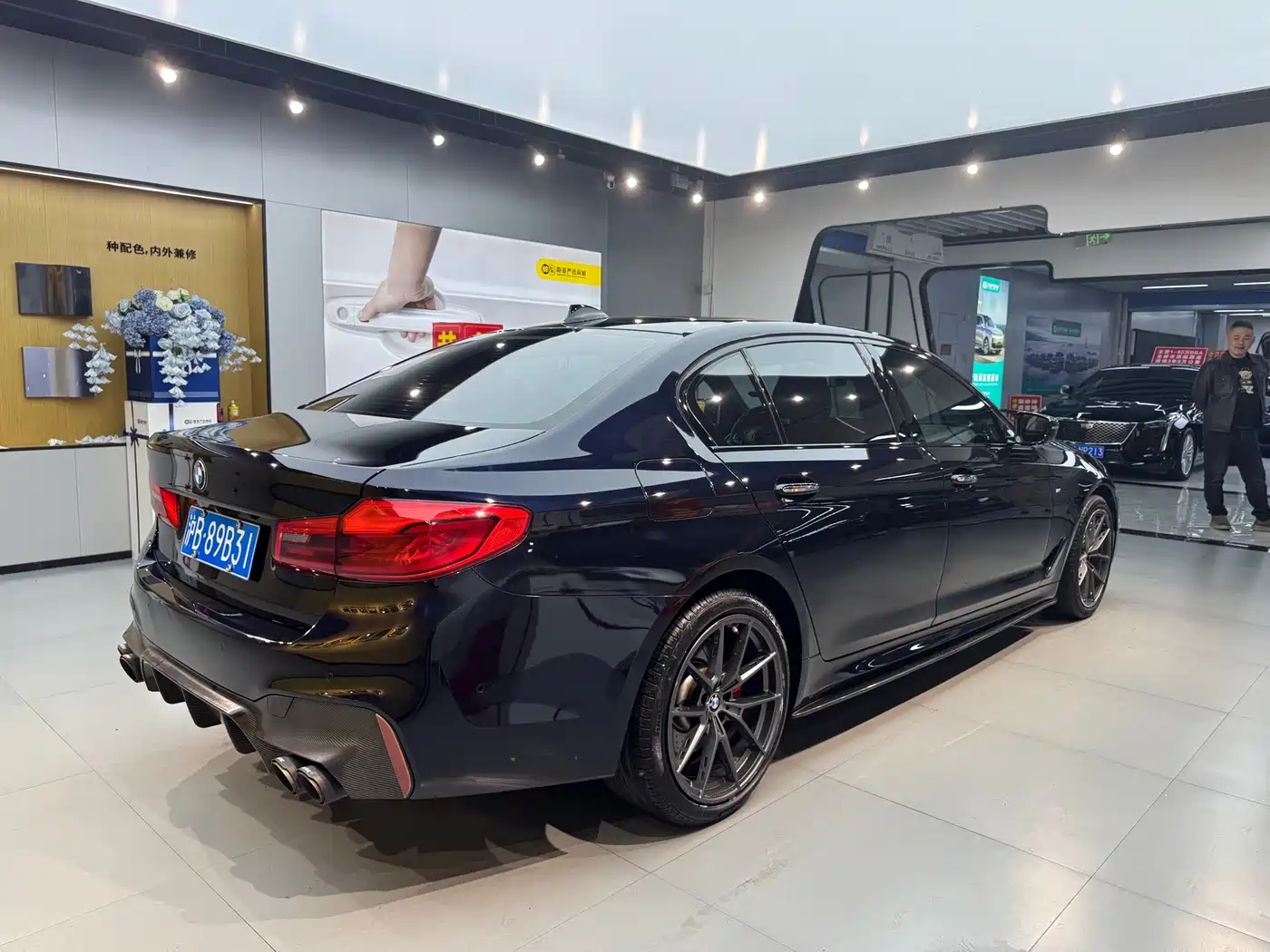 BMW 5 Series 2018 Facelift 530Li Exclusive M Sport Package фото 12