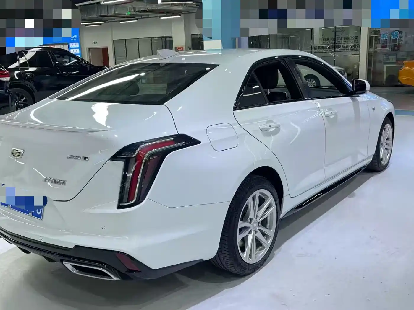 CADILLAC CT4