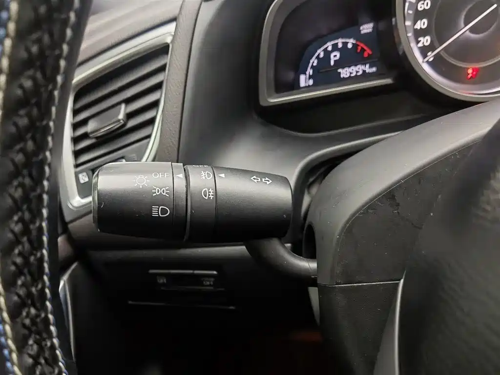 Mazda CX-4 2016 2.0L Automatic 2WD Skyactiv Premium Edition фото 21