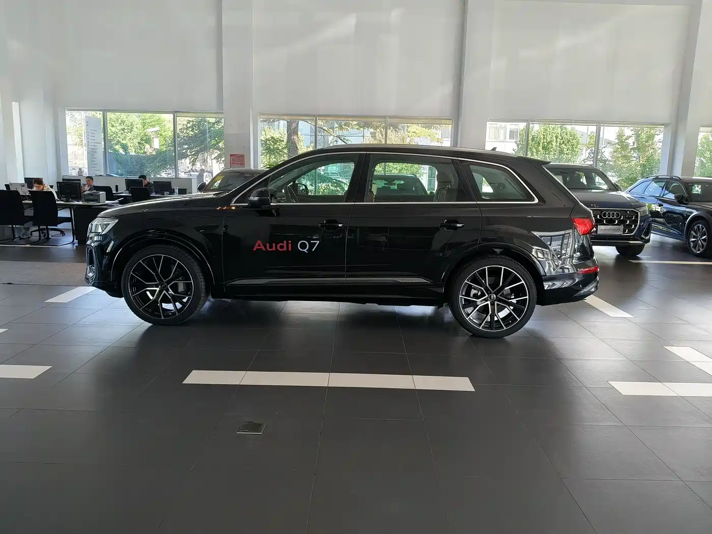 AUDI Q7
