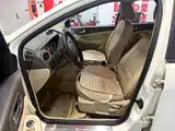 Фото 8 - Ford Focus