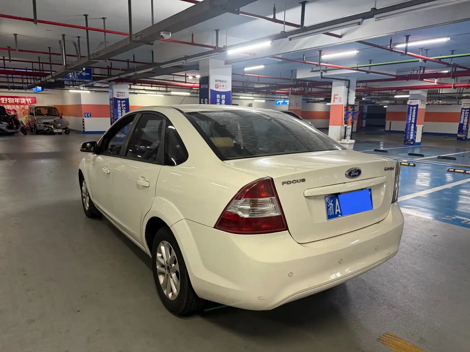 Фото 6 - Ford Focus