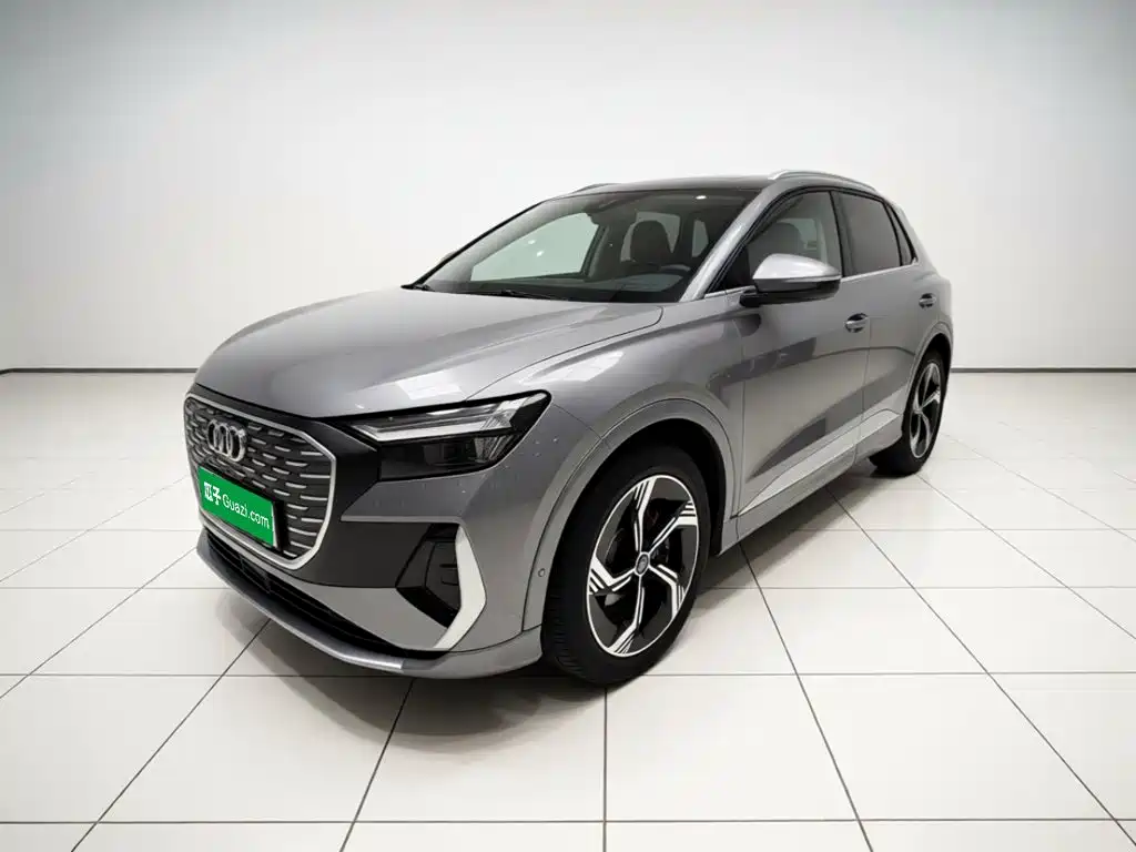 Фото 1 - Audi Q4 e-tron