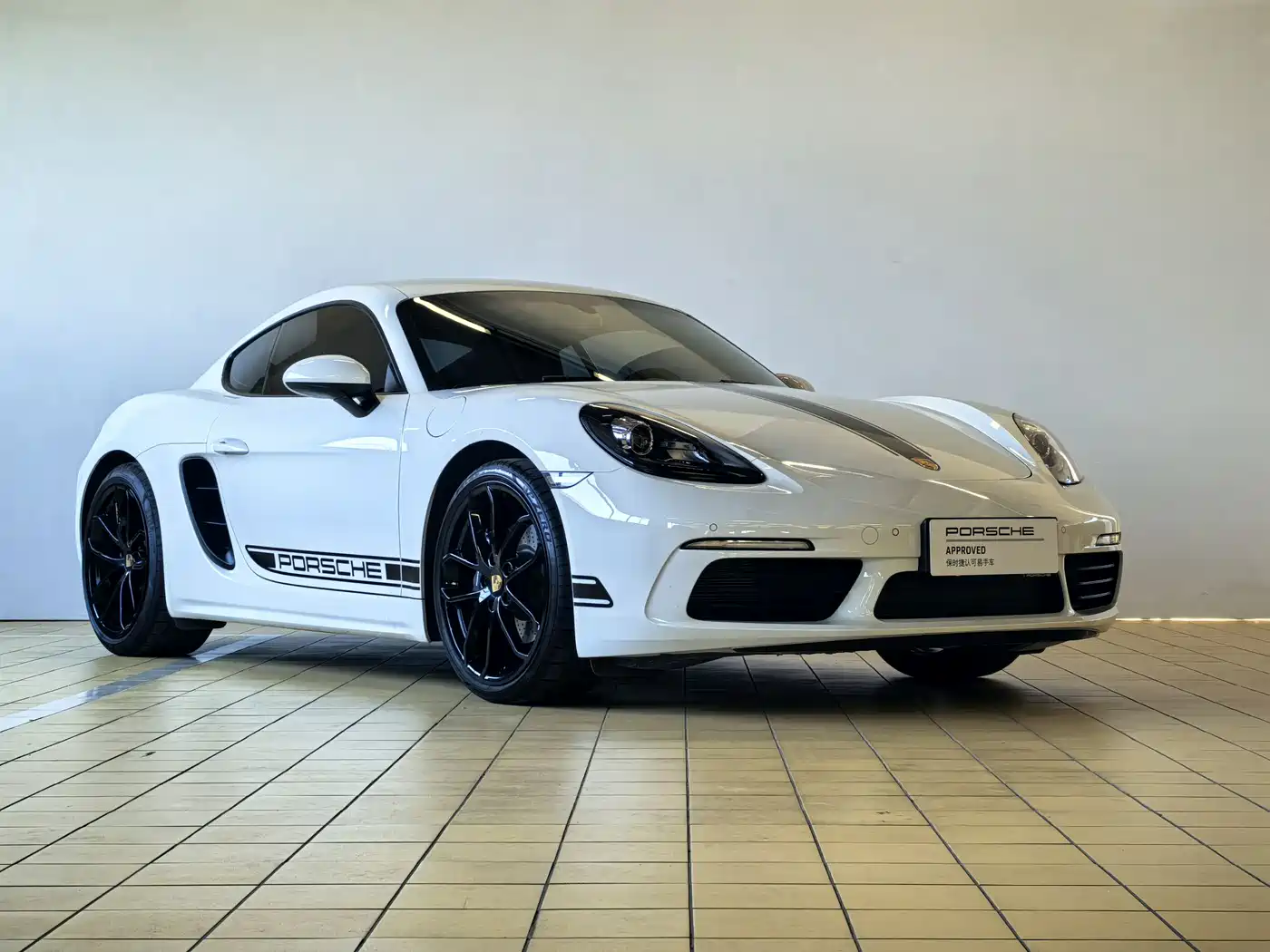 PORSCHE 718