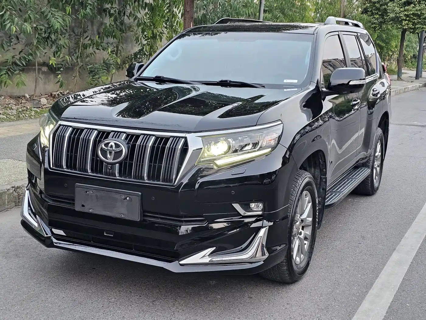 Toyota Prado 2019 3.5L Automatic TX-L Zunxiang Edition with Rear-mounted Spare Tire