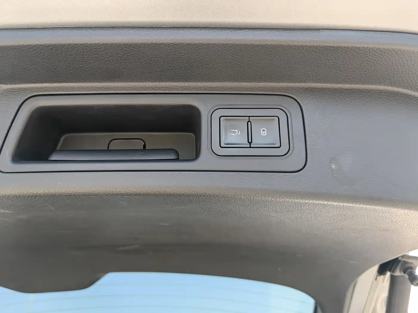 BYD Song PLUS PHEV 2021 DM-i 110KM Flagship PLUS фото 9