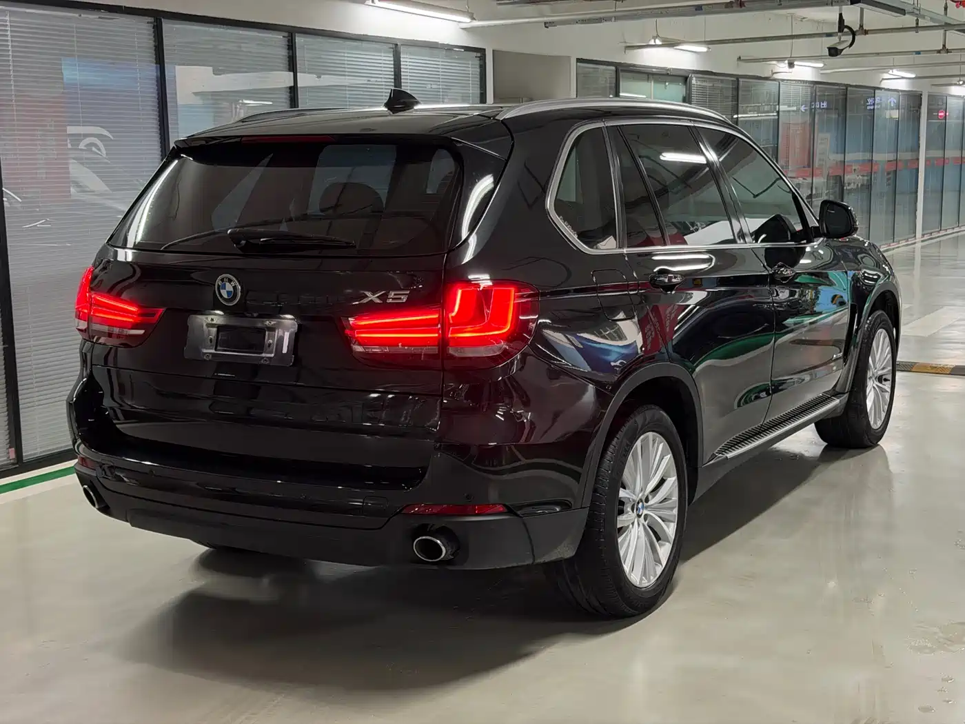 BMW X5 (Import) 2014 xDrive35i Leading фото 4