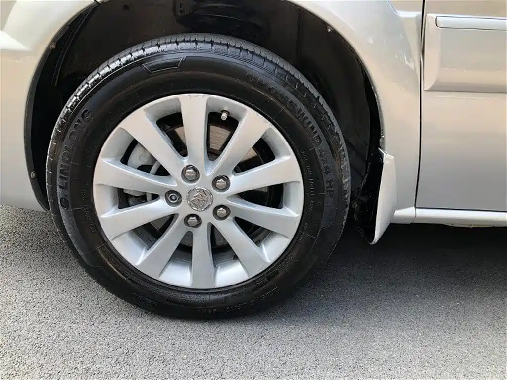 Buick GL8 2013 2.4L Classic фото 15