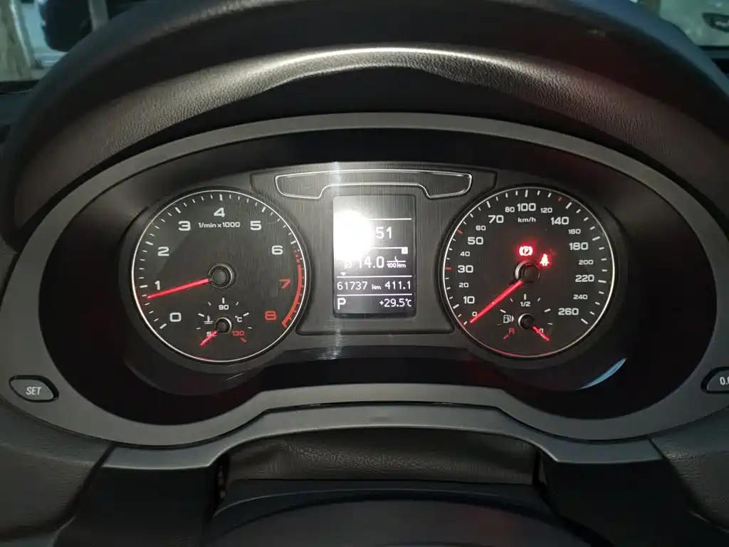 Photo 7 - Audi Q3