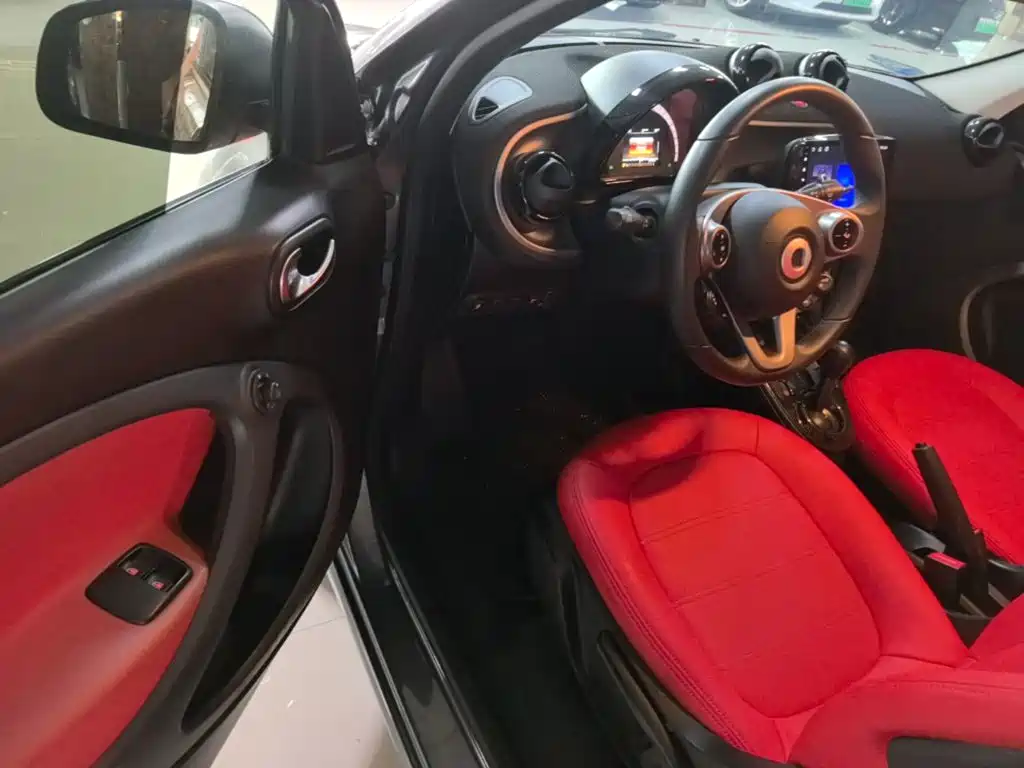 smart forfour 2018 2018 1.0L 52kW Passion Edition