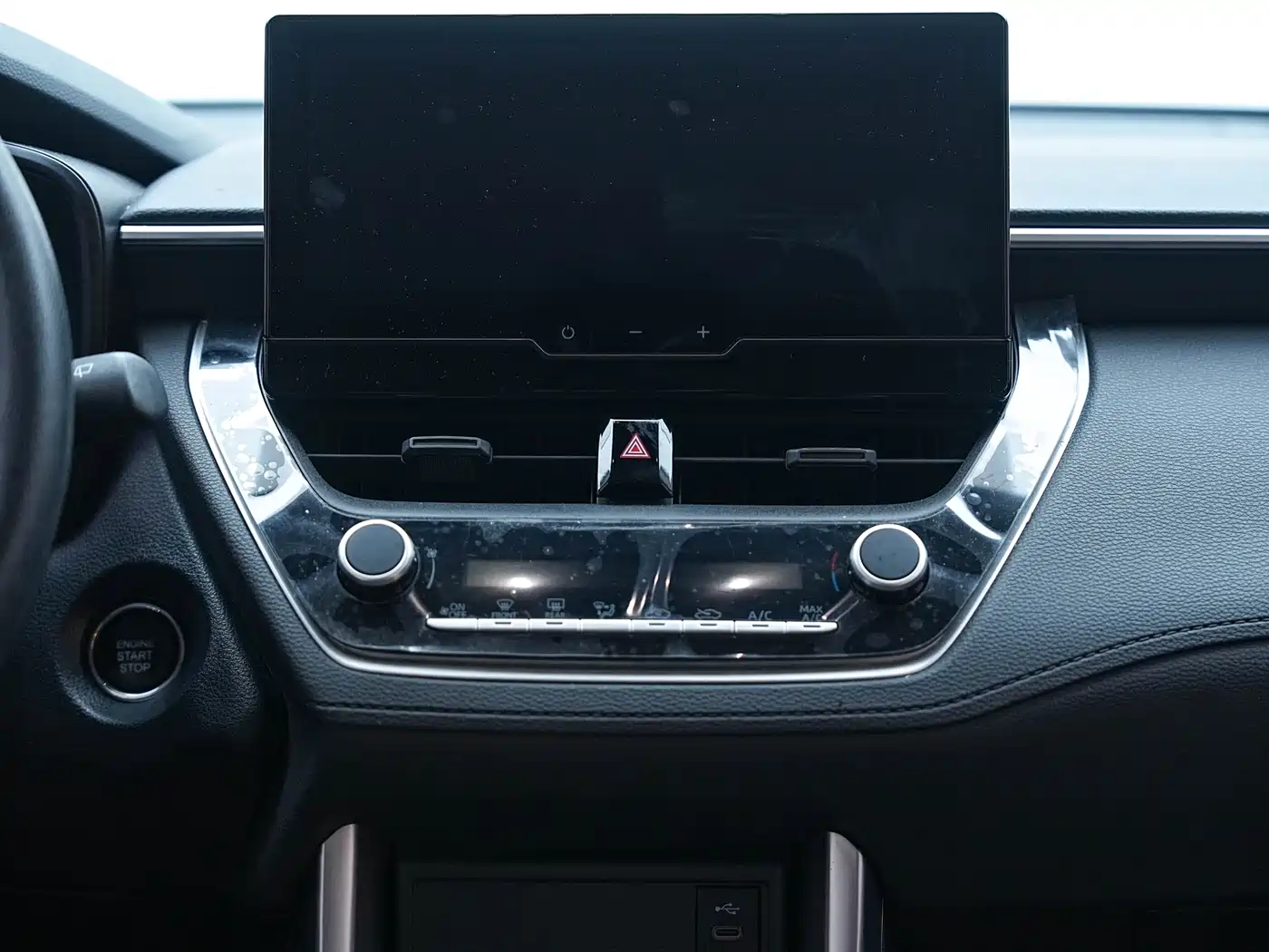 Toyota Frontlander 2023 2.0L CVT Elite Edition фото 25