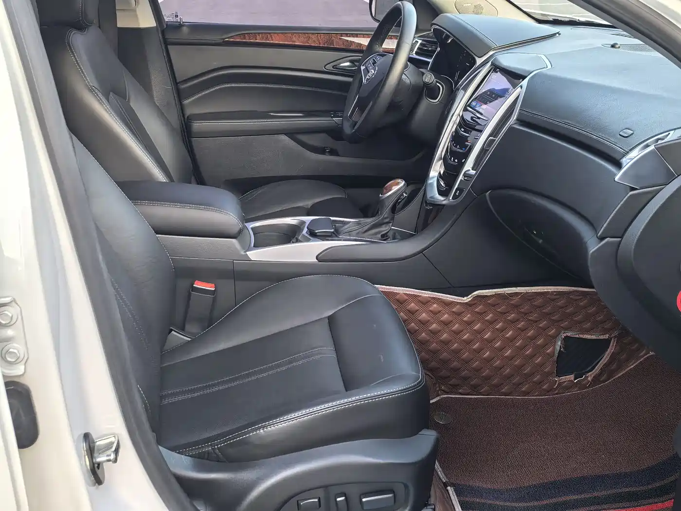 Cadillac SRX 2015 3.0L Elite фото 13