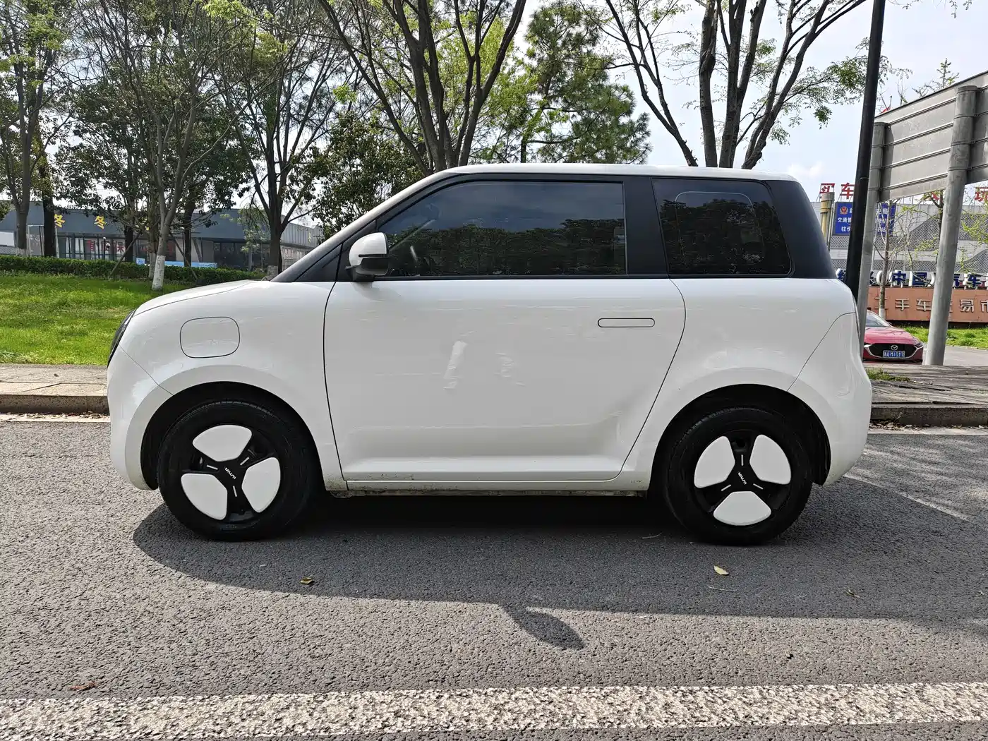 CHANGAN CHANGAN LUMIN