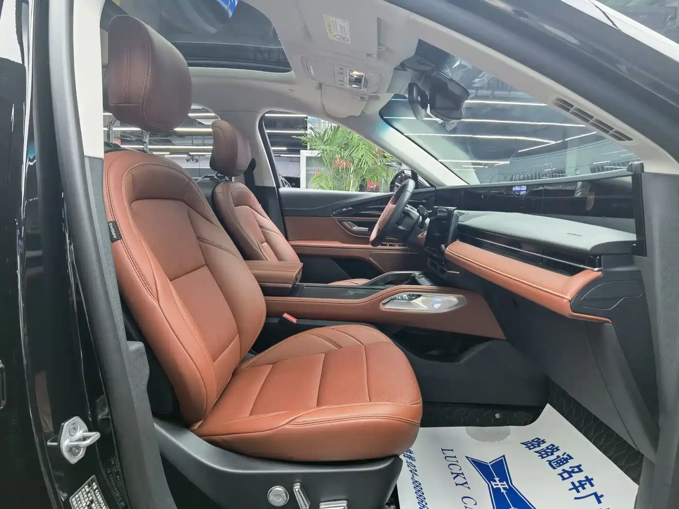 LINCOLN NAVIGATOR
