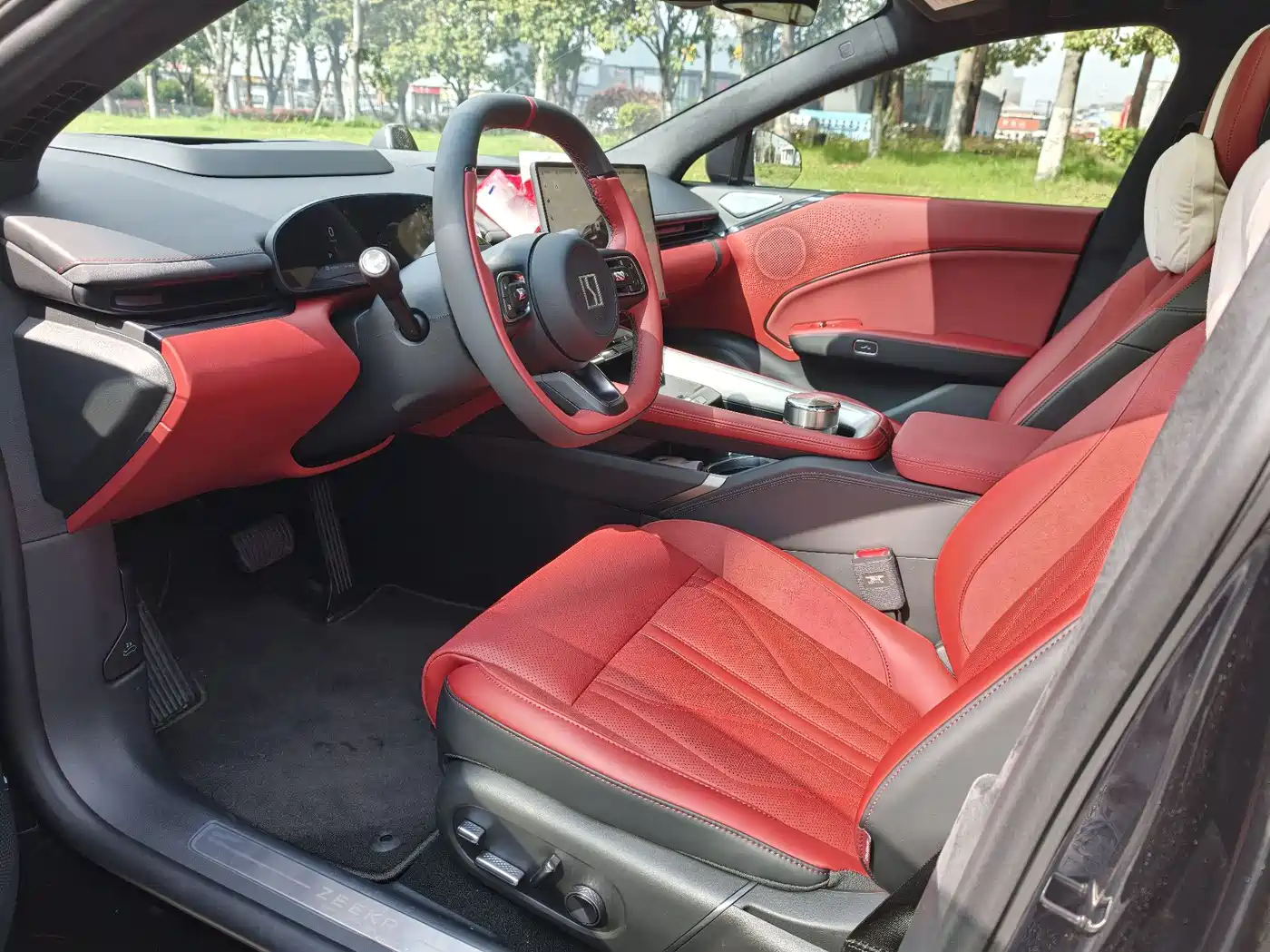 ZEEKR EXTREME KRYPTON 007GT