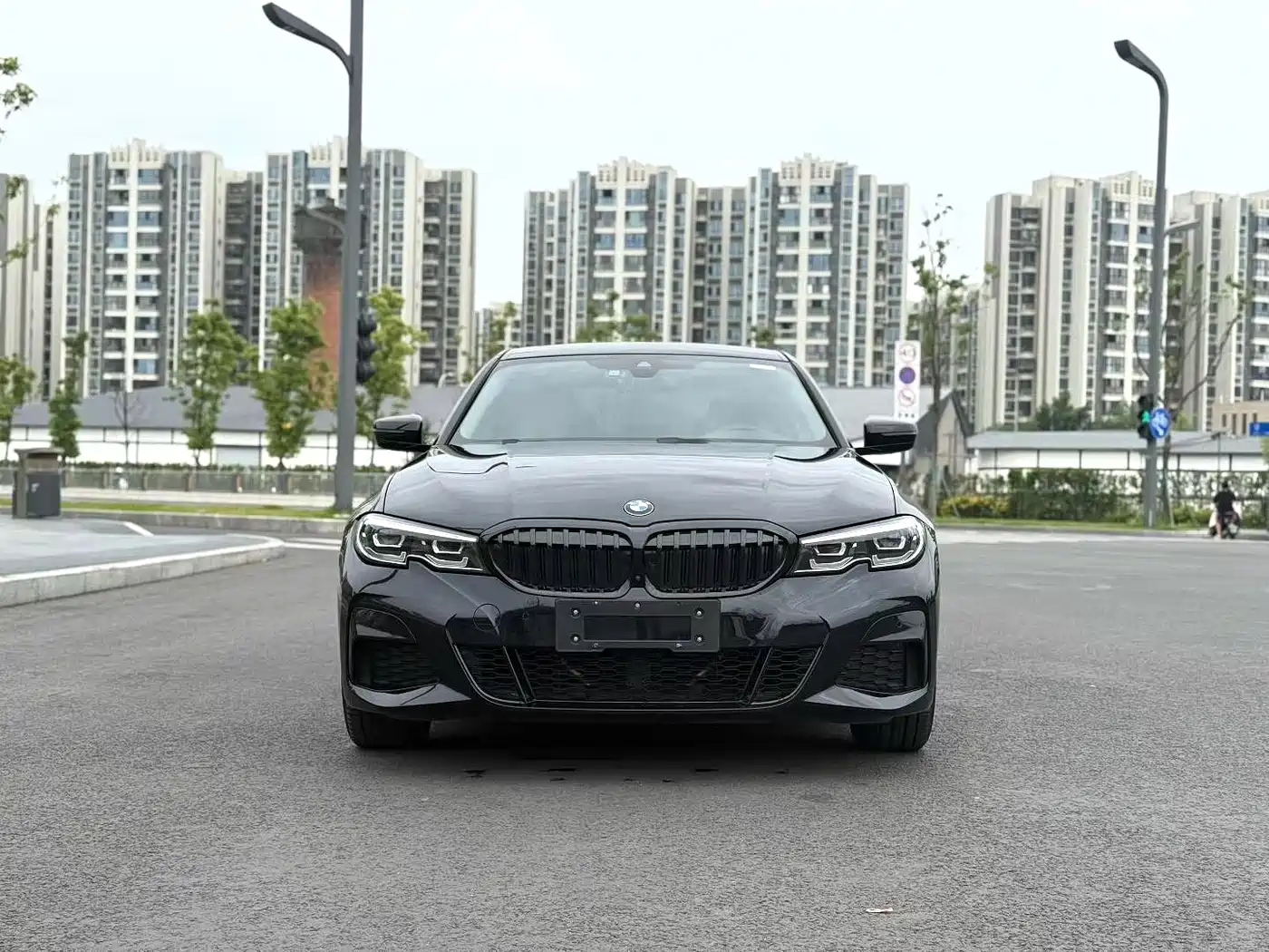 BMW 3 Series 2021 325Li M Sport Night Edition фото 2