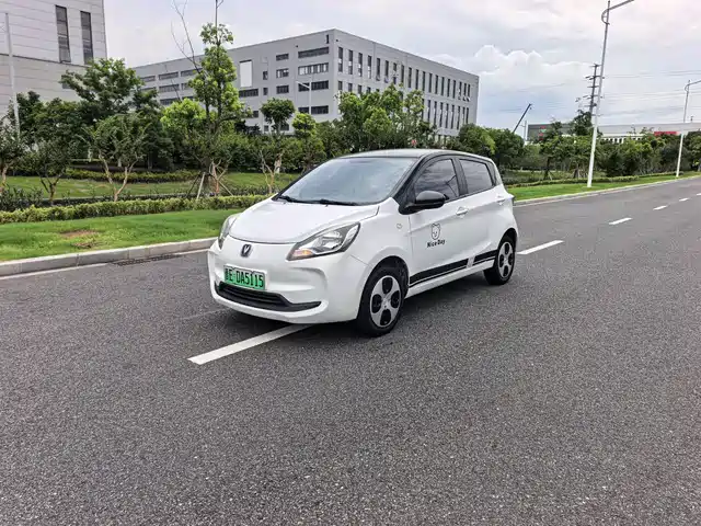  Changan Changan Benben E-Star 2021 National Edition Colorful Version LFP (31.95kWh)