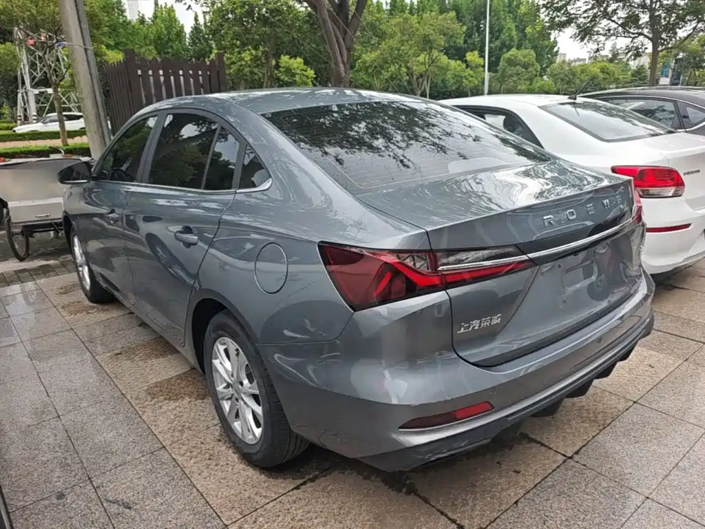 2026 Roewe i5