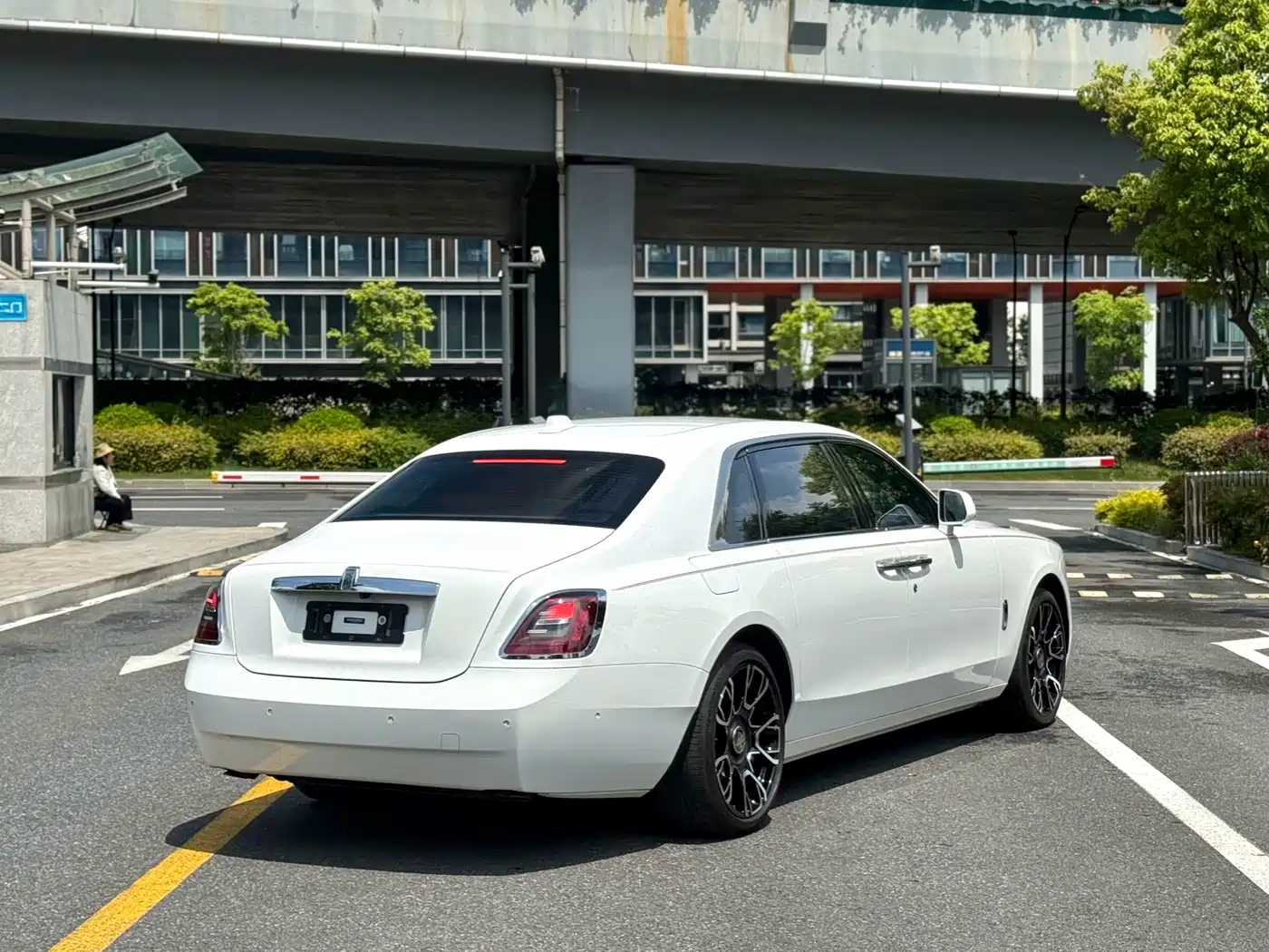 Rolls-Royce Ghost 2021 6.7T Long Wheelbase фото 7