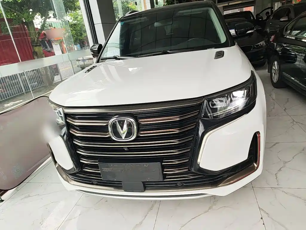 Photo 3 - Changan CS95