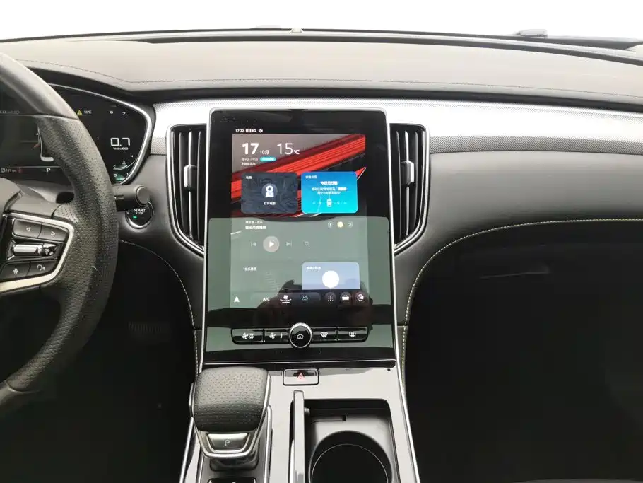 Photo 13 - Roewe i6 MAX