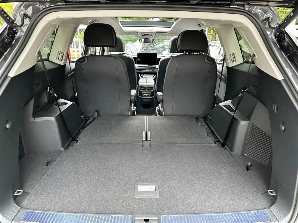 Volkswagen Talagon 2025 450TSI R-Line 6-Seater фото 35
