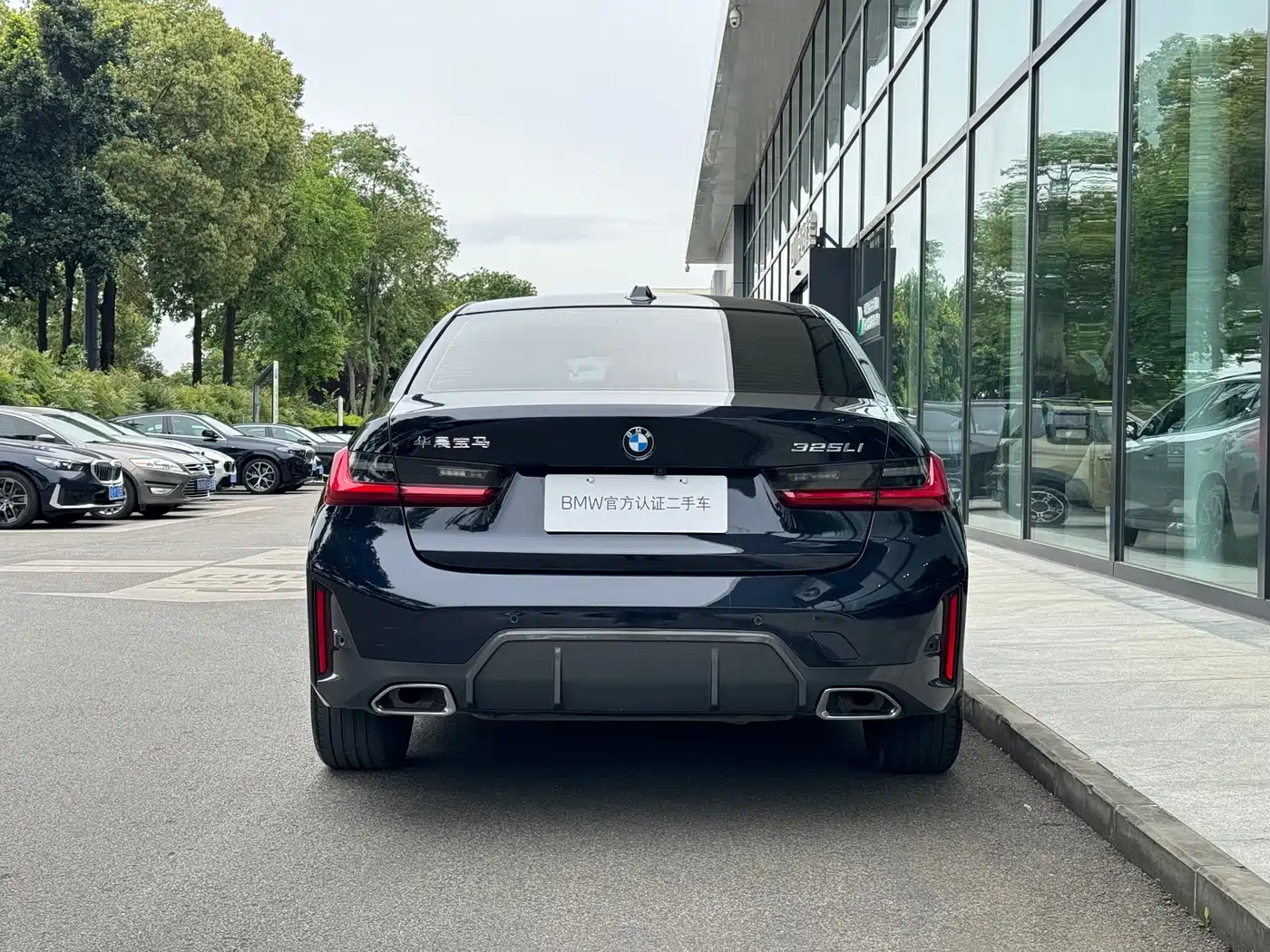 BMW 3 Series 2024 325Li M Sport Package фото 5