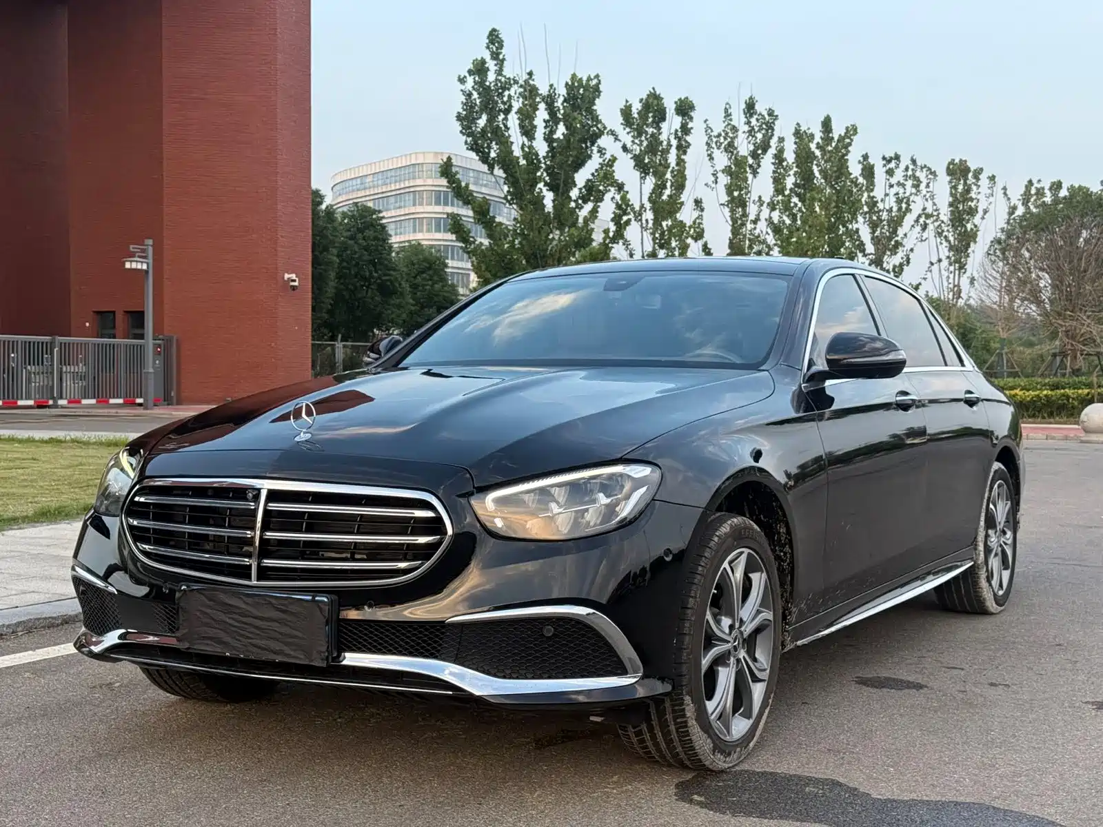 Photo 1 - Mercedes-Benz E-Class