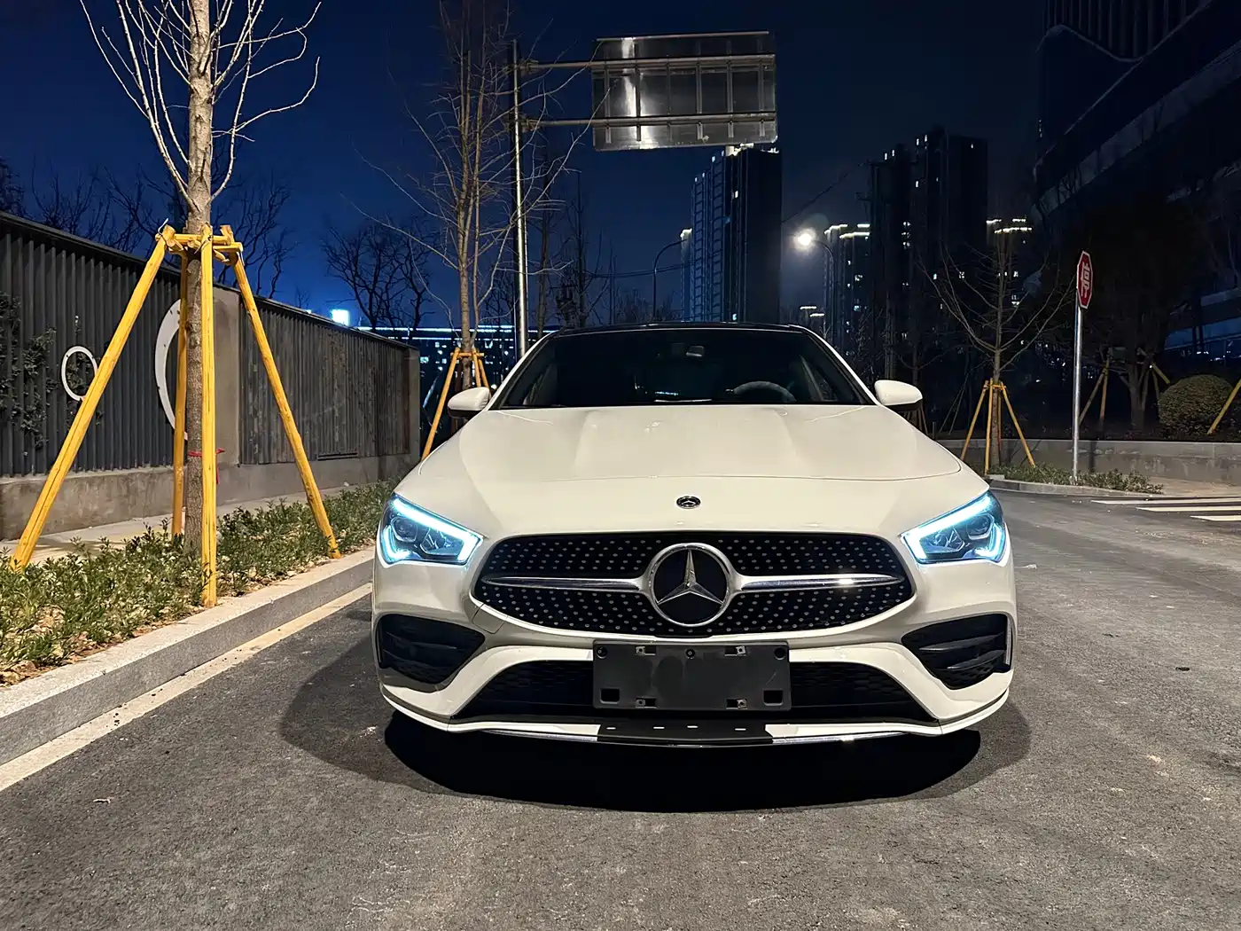 MERCEDES-BENZ CLA (IMPORT)