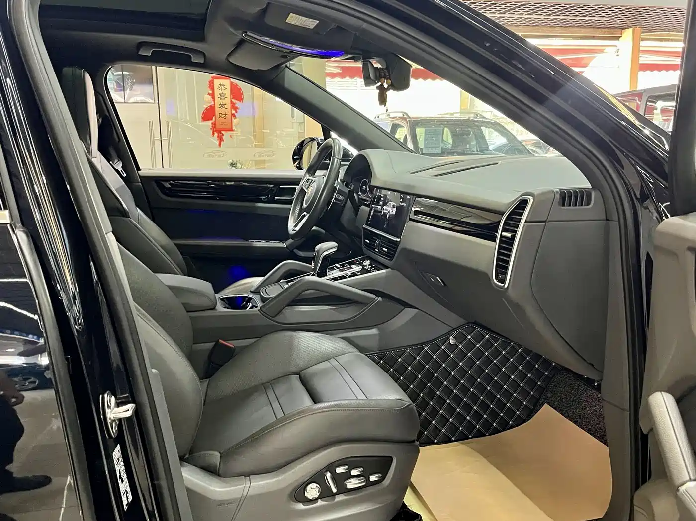 Porsche Cayenne 2018 Cayenne 3.0T фото 11
