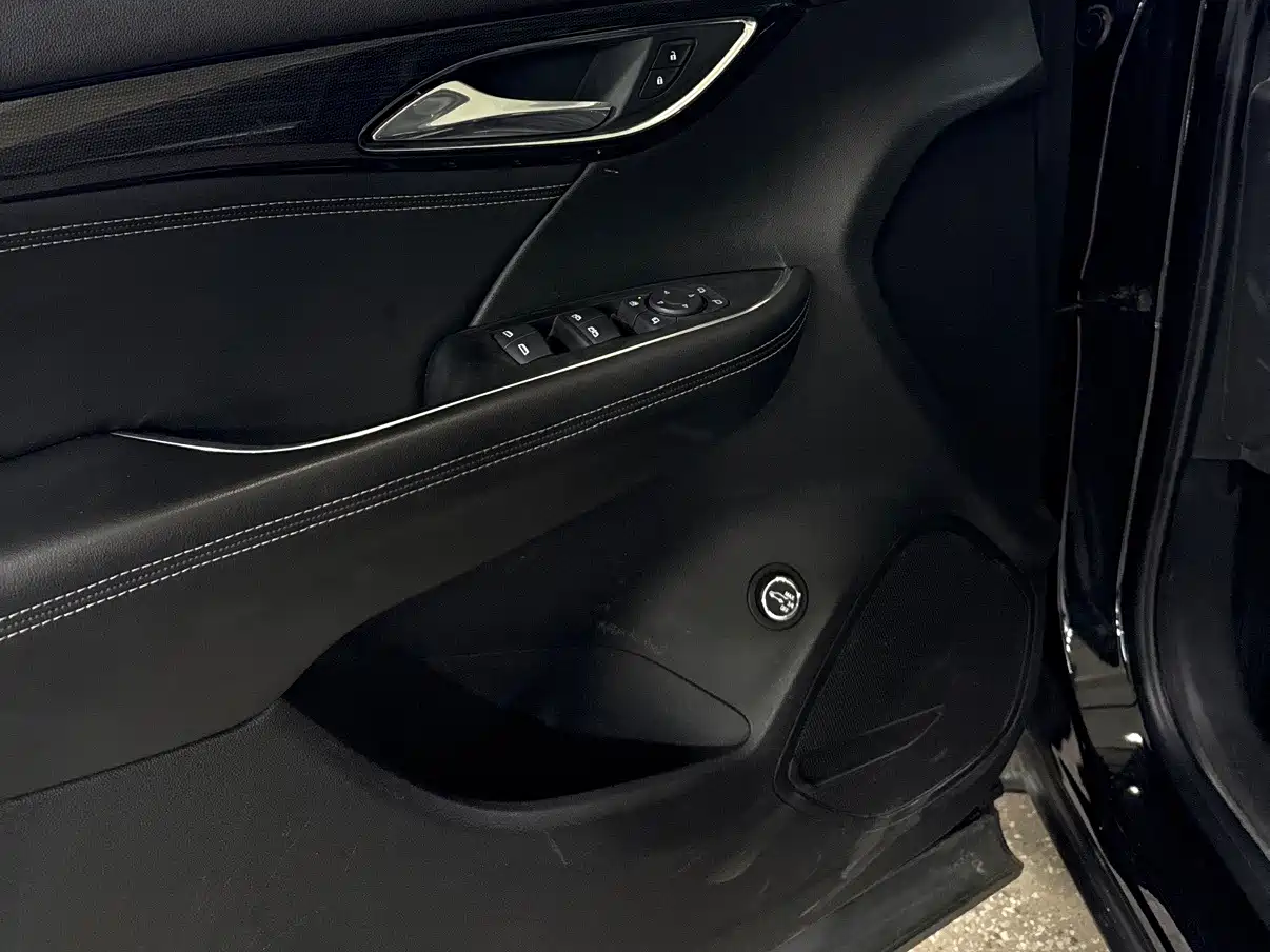 Buick Envision Plus 2023 2022 Enclave Plus 652T 5-Seater AWD Luxury