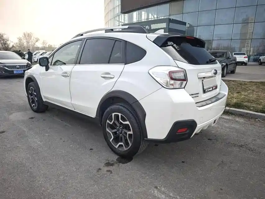 Subaru XV 2017 2.0i Elite Navigation Edition фото 6