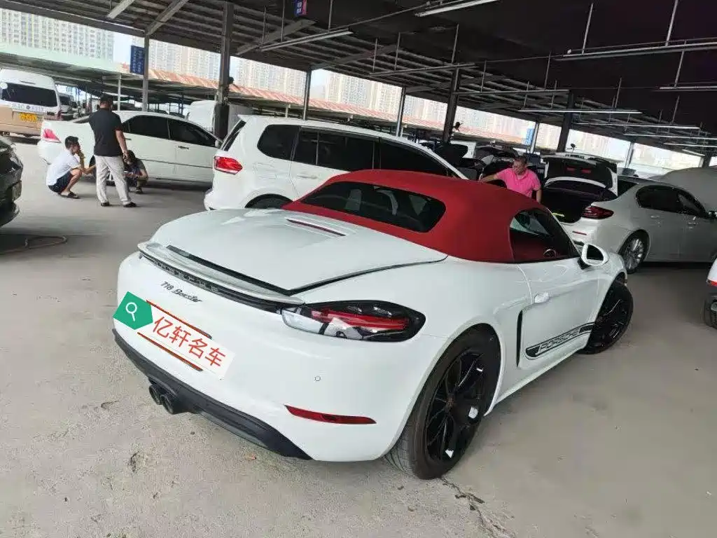 2026 Porsche 718