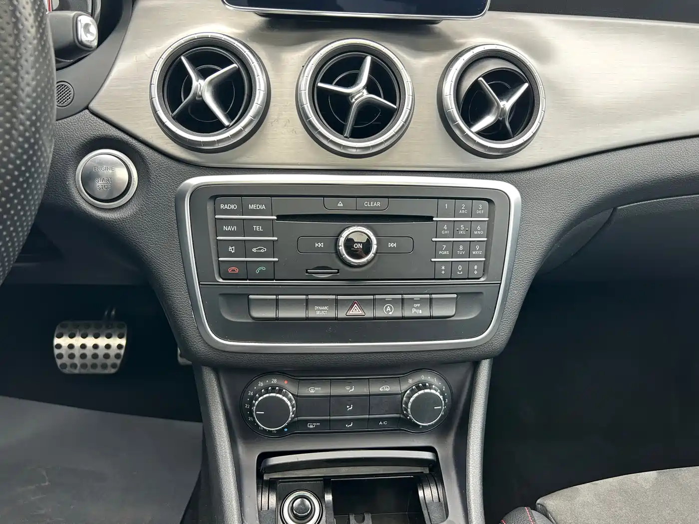 Mercedes-Benz CLA (Import) 2016 CLA 220 4MATIC фото 12