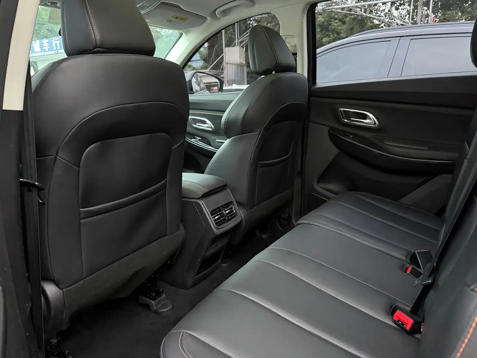 صورة 12 - Changan Oshan X7 PLUS