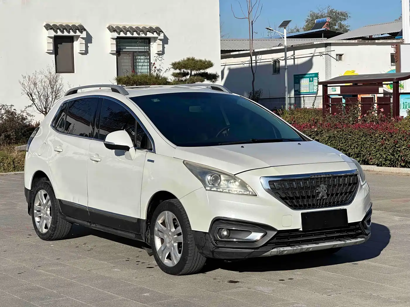 Peugeot 3008 2016 1.6THP Automatic Classic Edition фото 3