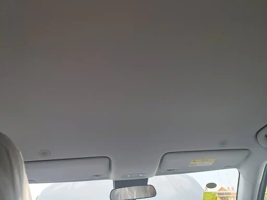 BYD Yuan UP 2026 2025 Model 301KM Navigator
