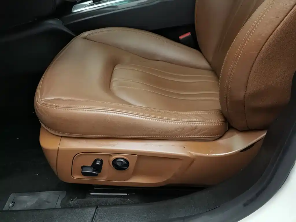 Photo 20 - Maserati Ghibli