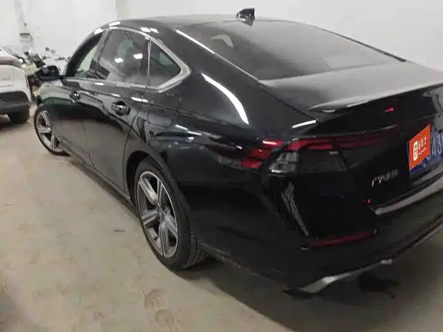 Honda Accord 2023 260TURBO Excellence Edition — фото 4